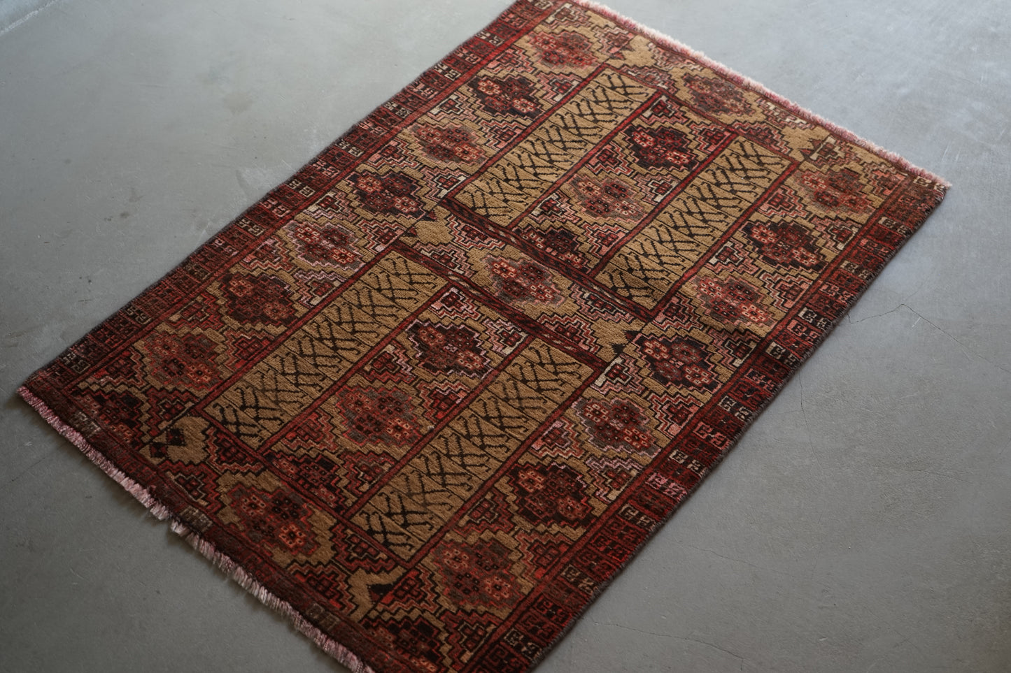 AFGHANISTAN OLD TURKMEN PARDA 1955年代 103 × 71 cm No.AF2514