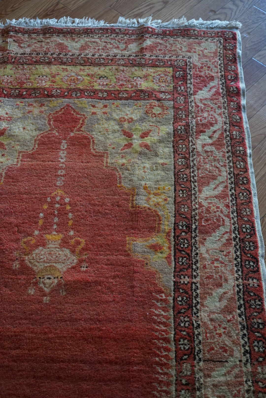 Tribal rug Türkiye Old Kayseri Prayer 1980年代 165 × 112 cm No.TR25535 / 国内送料無料・羊毛手織り絨毯