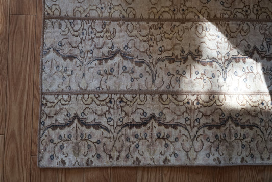 Türkiye Old Oushak Patchwork Beige , Ivory 1970年代 80.5 × 63 cm No.TR25467