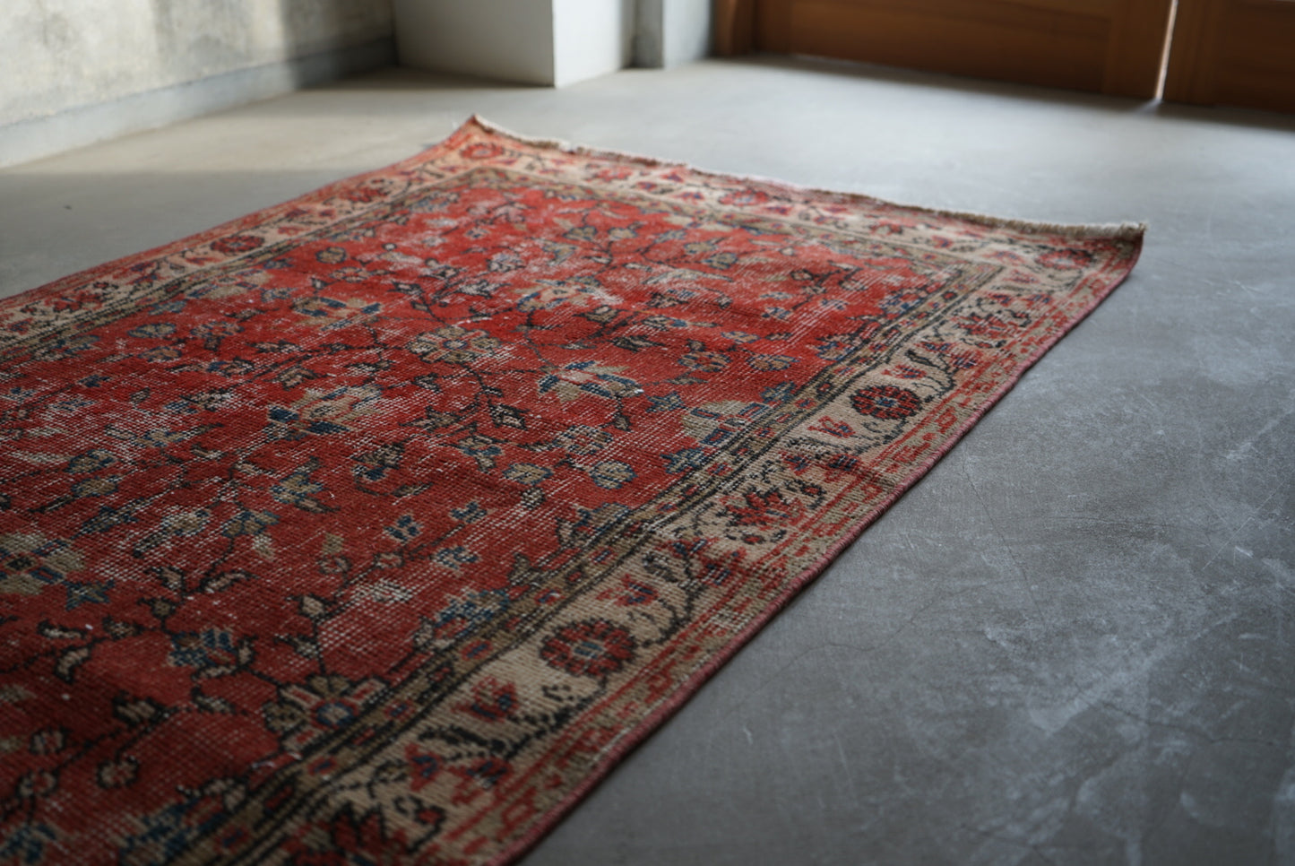 Türkiye Old Isparta Floral Red Runner 1970年代 199 × 89 cm No.TR25257