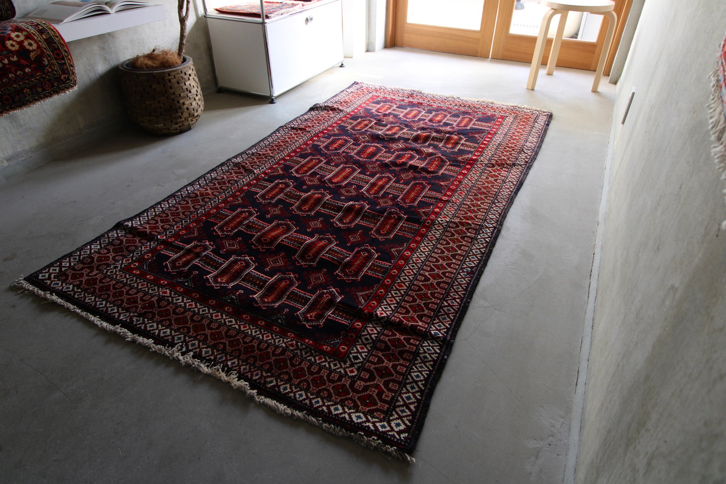 AFGHANISTAN VINTAGE BALUCH 1980年代 196.5 × 107.5 cm