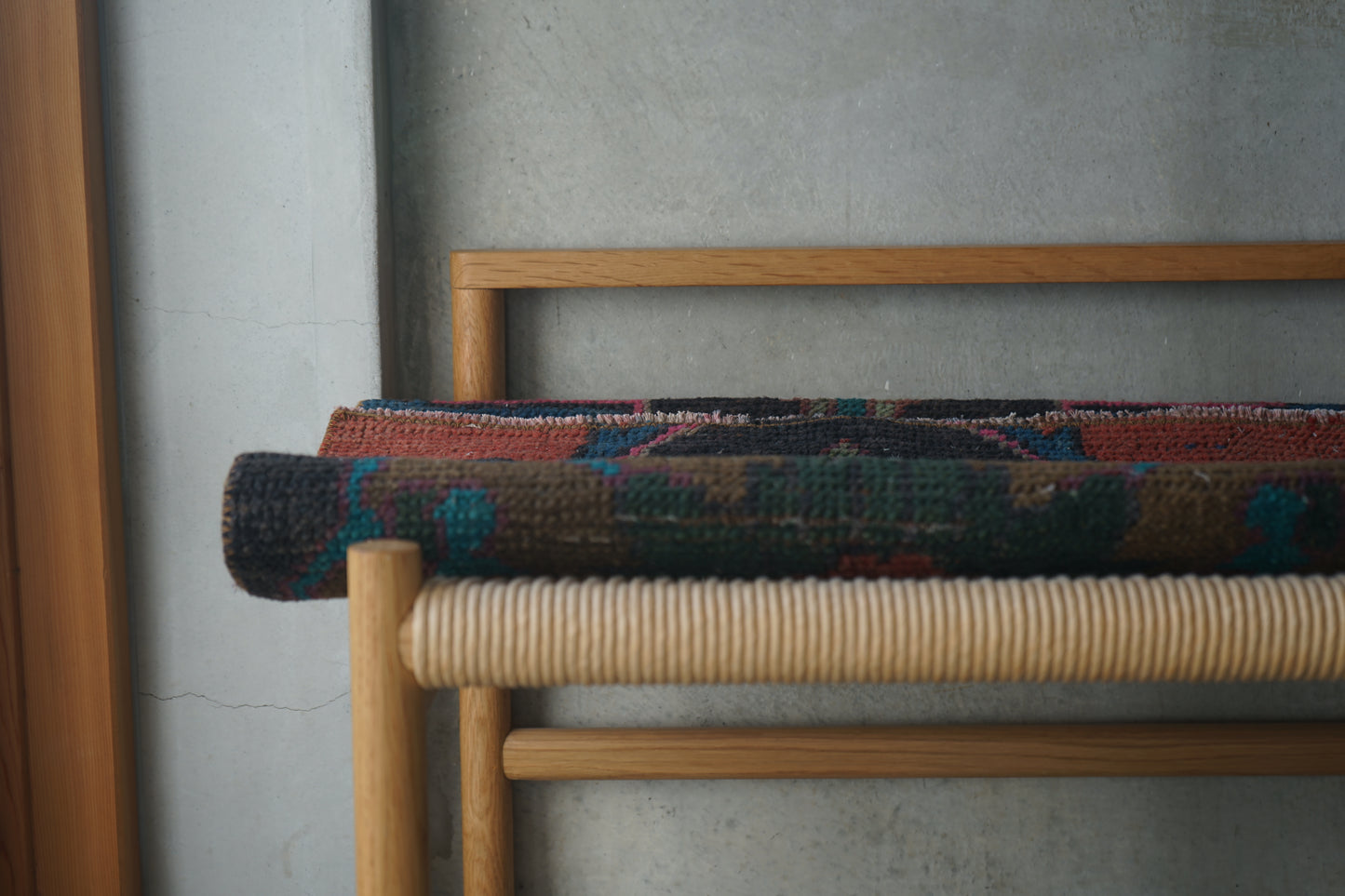 TURKEY OLD RUBY RED FLOWER SMALL SIZE 1970年代 116 × 71 cm No.TR25217