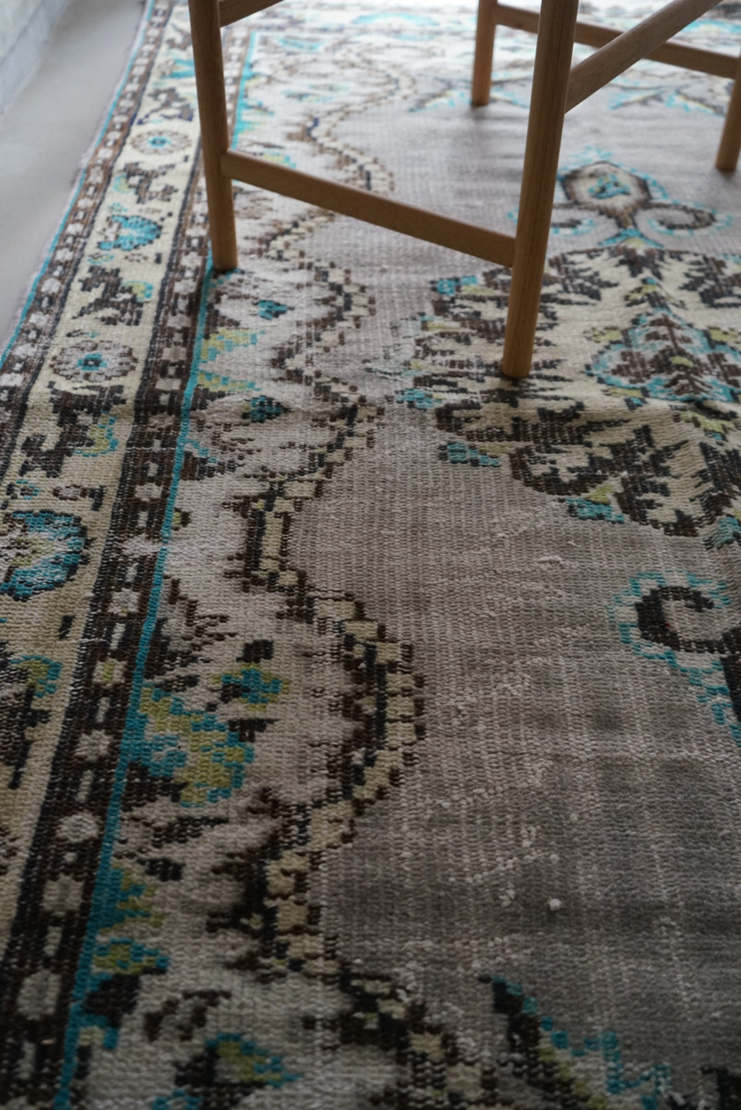 TURKEY OLD ISPARTA GREY 1970年代 223 × 136 cm No.TR25146