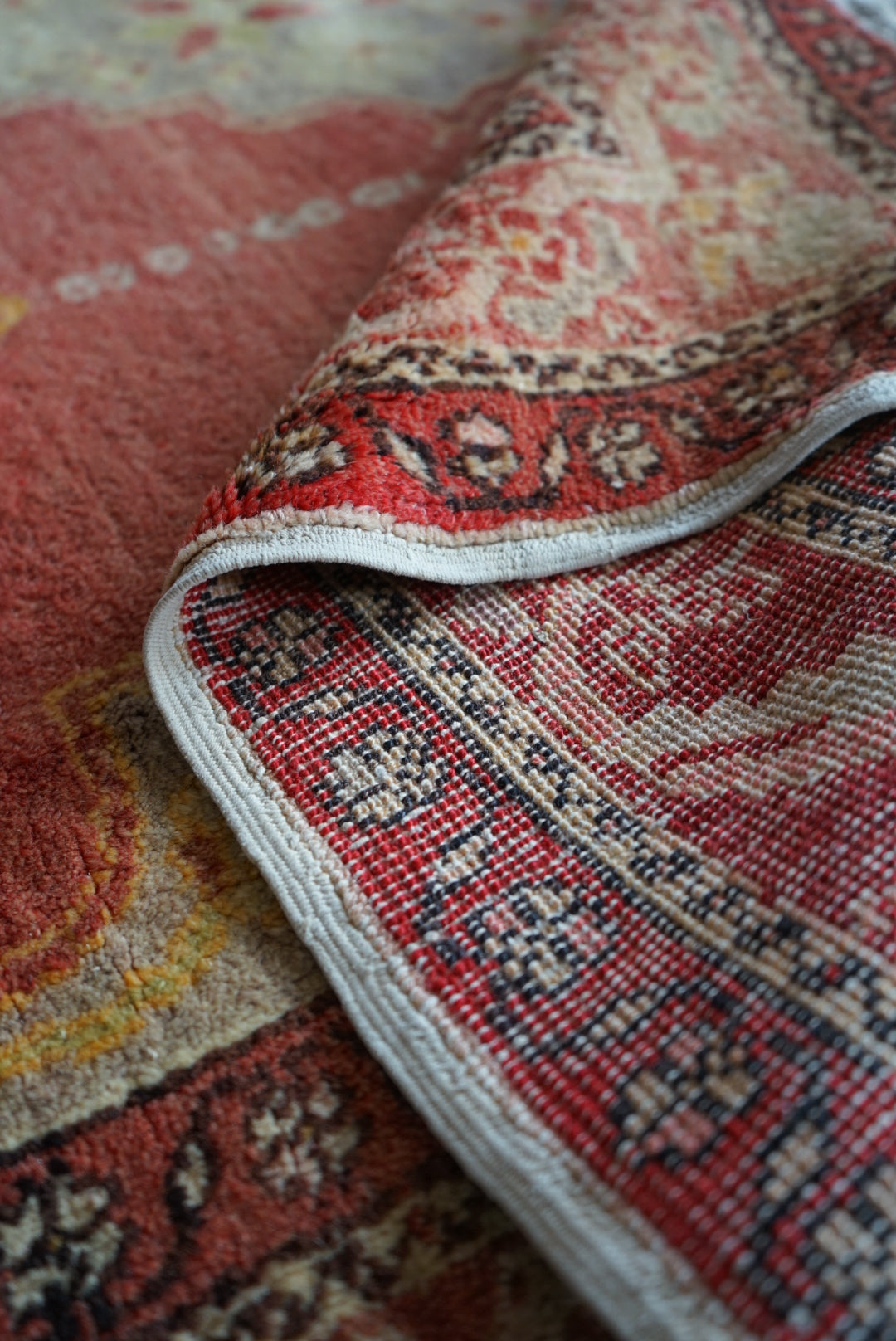 Tribal rug Türkiye Old Kayseri Prayer 1980年代 165 × 112 cm No.TR25535 / 国内送料無料・羊毛手織り絨毯