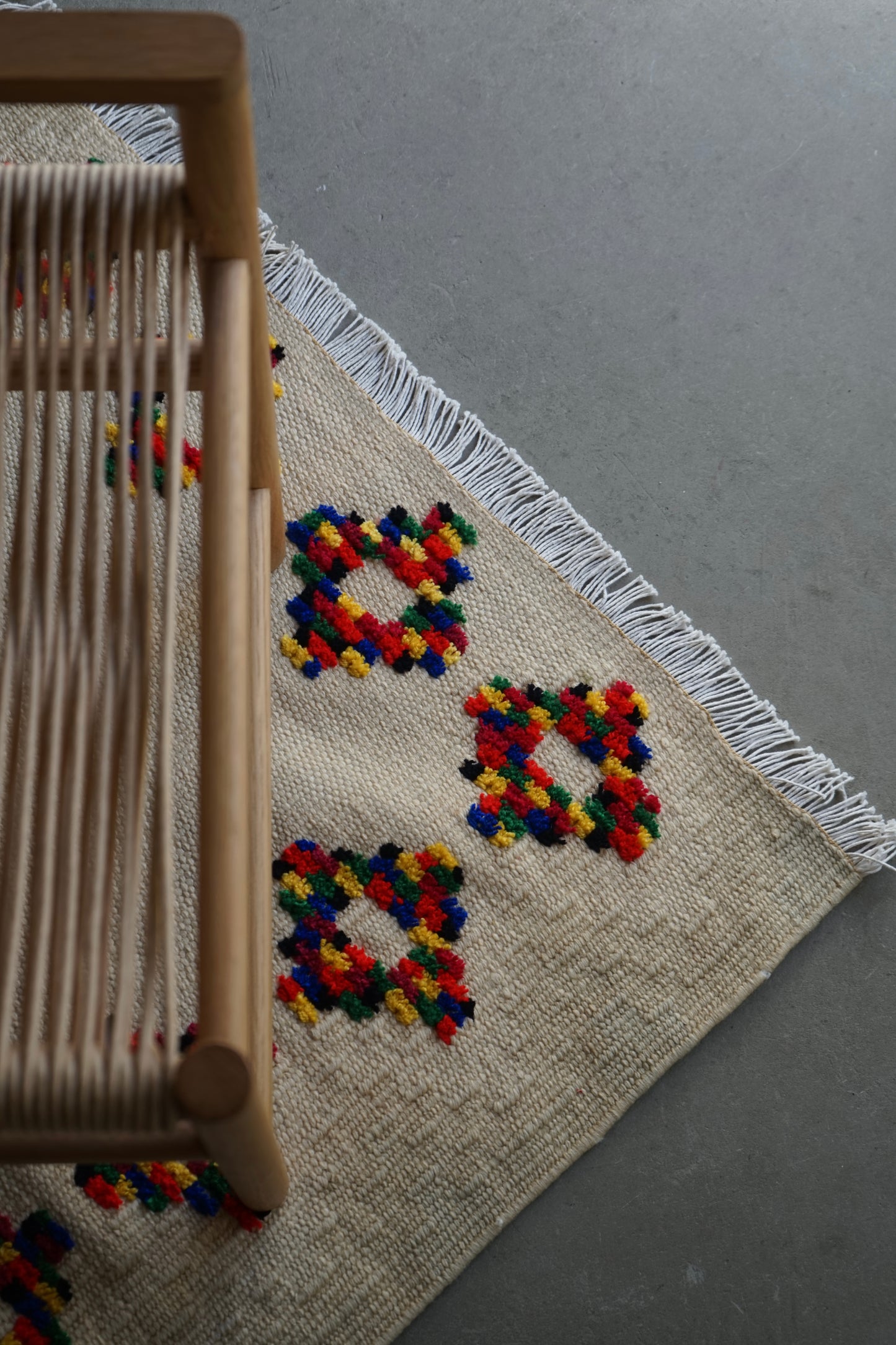 TURKEY VINTAGE KILIM DOT FLOWER 1980年代 125 × 80 cm No.TR25195