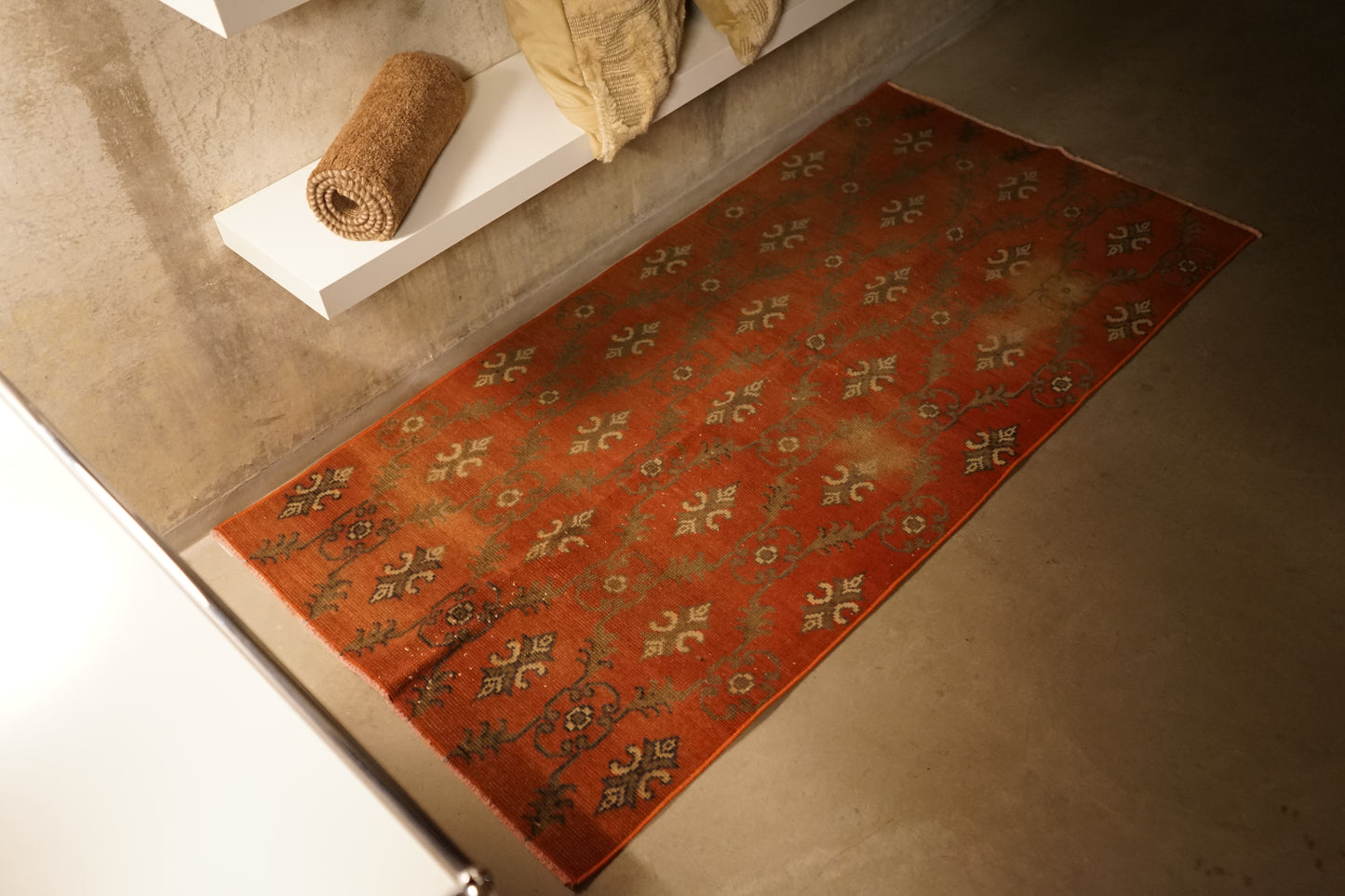 TURKEY OLD ISPARTA BLOOD ORANGE 1970年代 172 × 86 cm No.TR25150