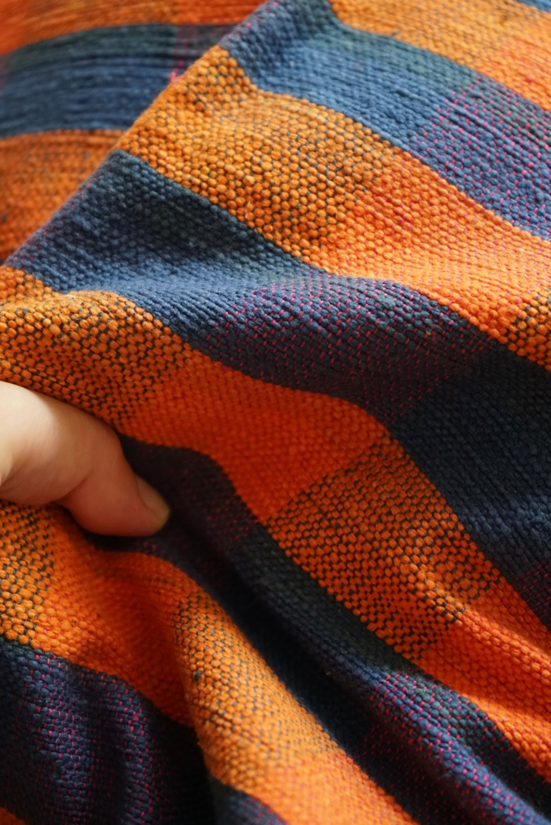 Türkiye Old Kilim Cushion Cover Orange , Blue Checker Design 45 × 45 cm No.TR25531 / 国内送料無料・羊毛手織りキリム