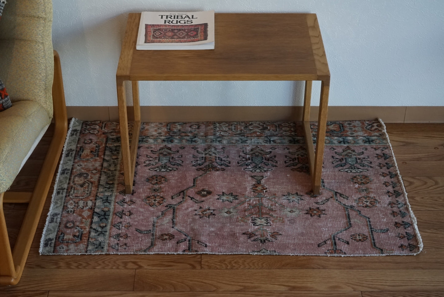 Türkiye Old Oushak Pink Flower 1970年代 95 × 60 cm No.TR25480 / 国内送料無料