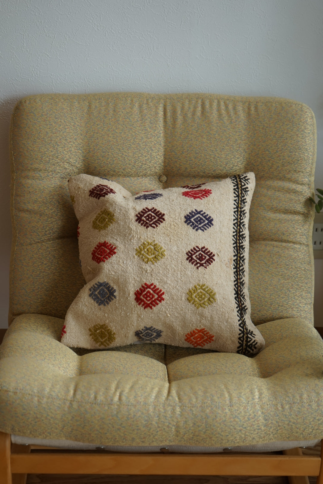 Türkiye Old Kilim Cushion Cover Beige Colorful 40 × 40 cm No.TR25443