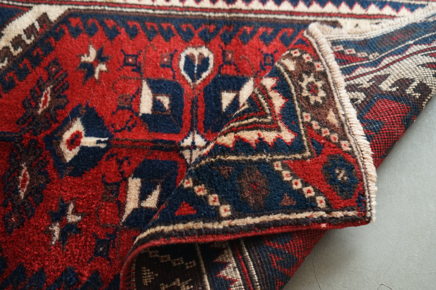 TURKEY VINTAGE ANATOLIA "NOMAD LIFE" 1980年代 109 × 85.5 cm