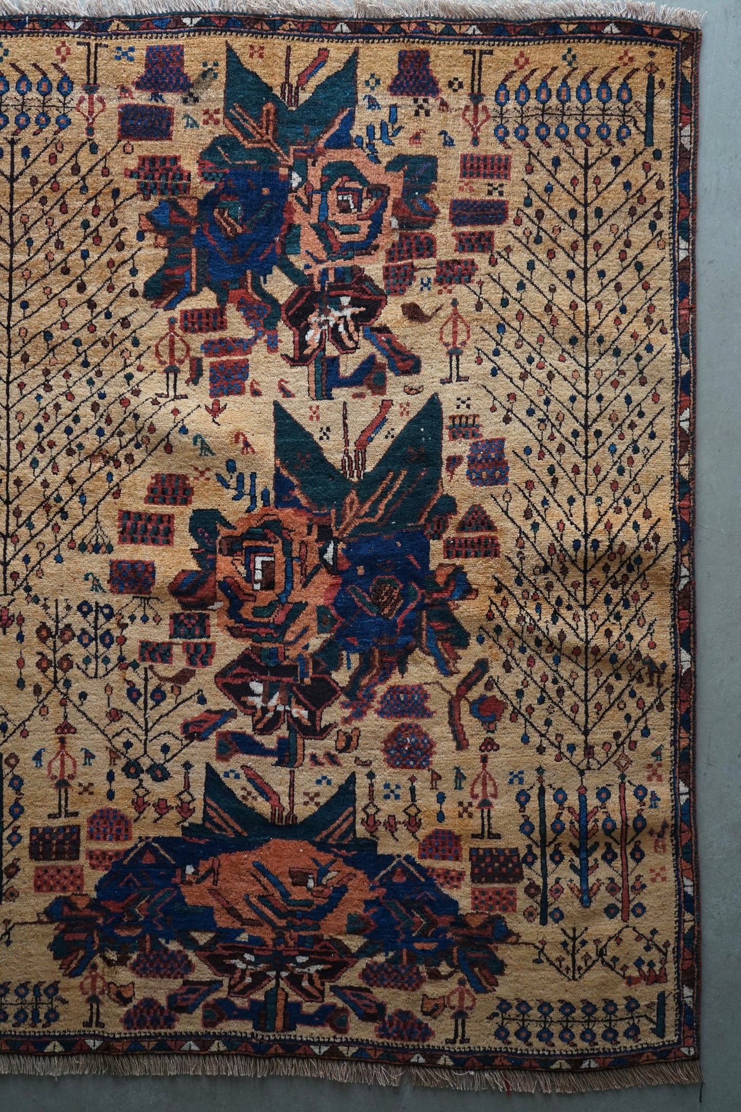 店頭販売 IRAN ANTIQUE QASHQAI SHIRAZ NEYRIZ 1770年代 114 × 129 cm