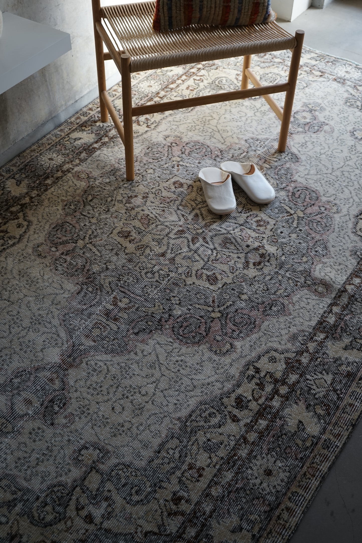 TURKEY OLD ISPARTA MOSS GREY 1970年代 251 × 146 cm No.TR25214