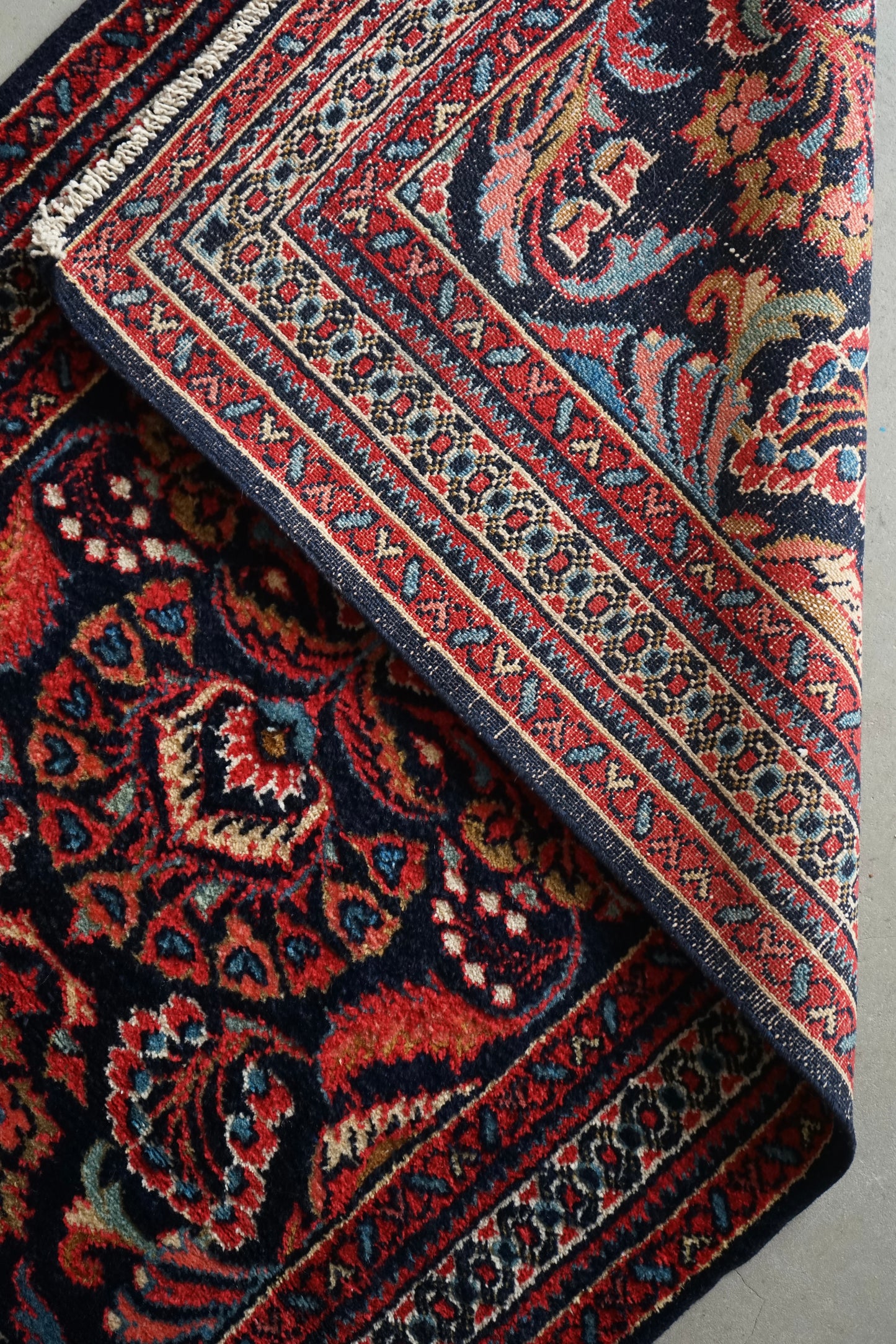 店頭販売 IRAN ANTIQUE LILIAN SAROUK MOHAJERAN FARAHAN 1820年代 118×69cm