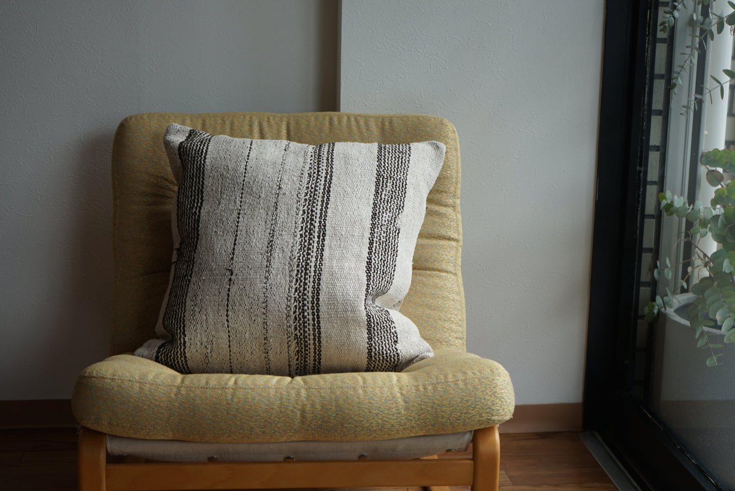 Türkiye Old Kilim Cushion Cover Stripe White , Black 50 × 50 cm No.TR25393