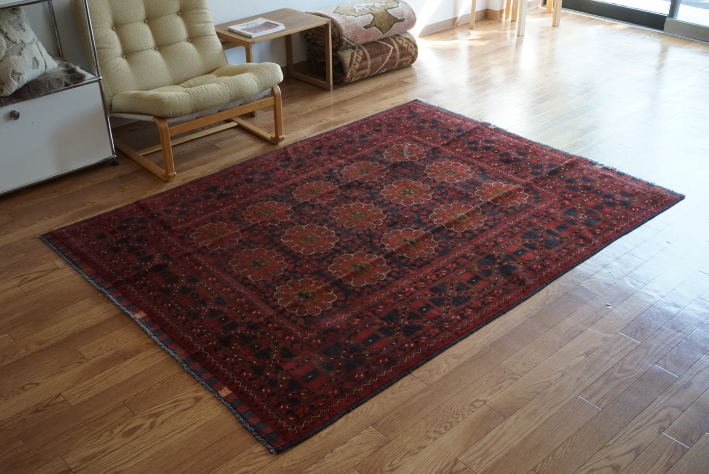 店頭販売 Afghanistan Vintage Turkmen 1980年代 201 × 146.5 cm  No.AF2536 / 国内送料無料・羊毛手織り絨毯