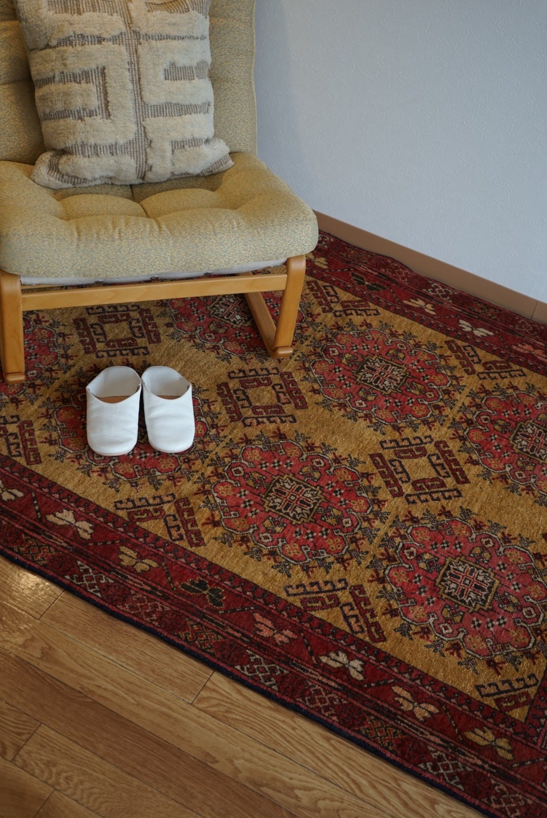 Afghanistan Old Turkmen Yellow Mustard 1950年代 188 × 123 cm No.AF2520