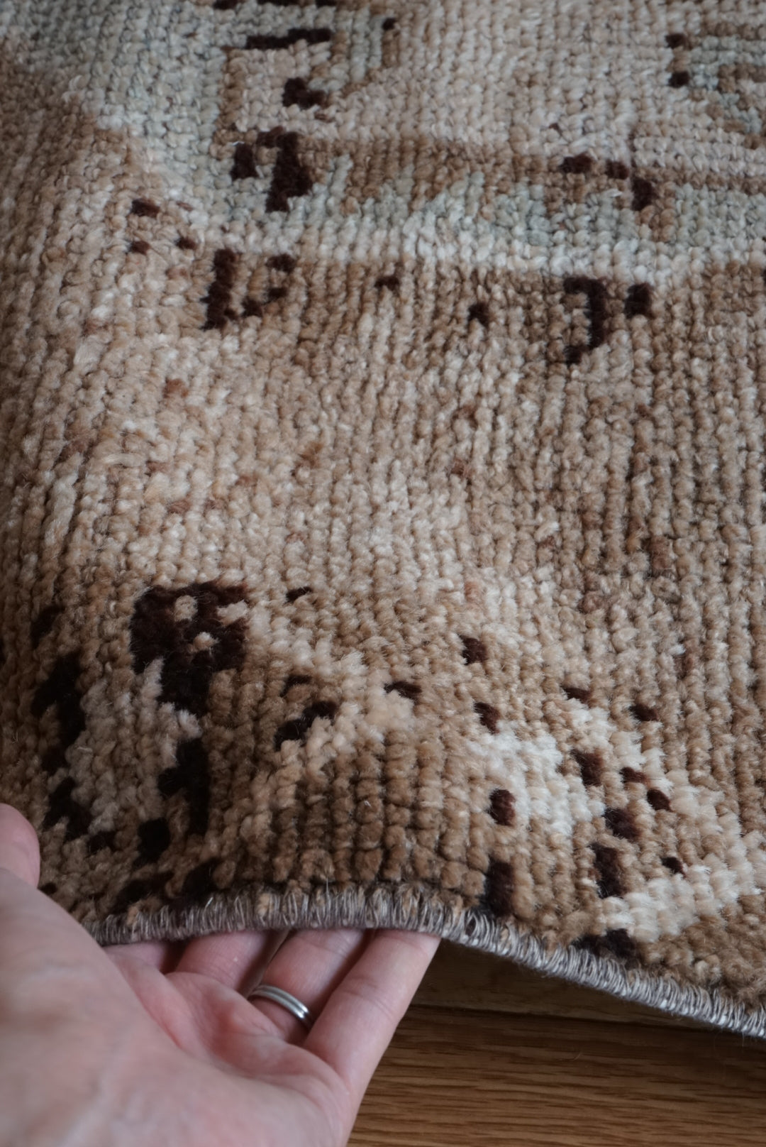 Türkiye Old Oushak Beige , Brown 1970年代 115 × 53 cm No.TR25499 / 国内送料無料