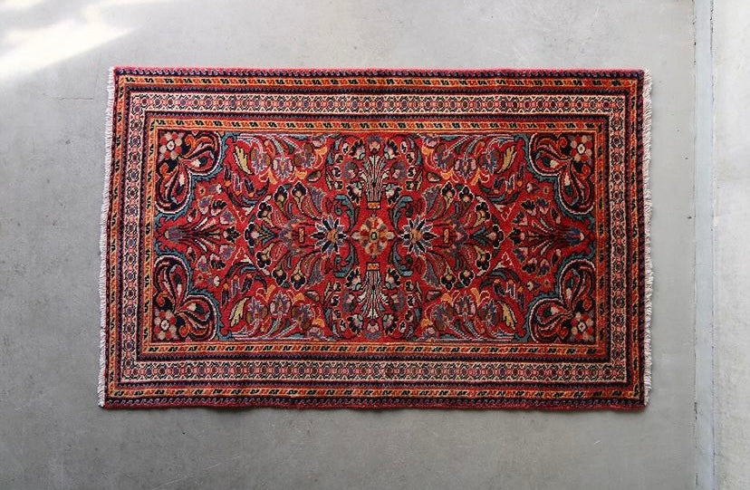 店舗販売 IRAN ANTIQUE LILIAN SAROUK MOHAJERAN FARAHAN 1820年代 108 × 69 cm