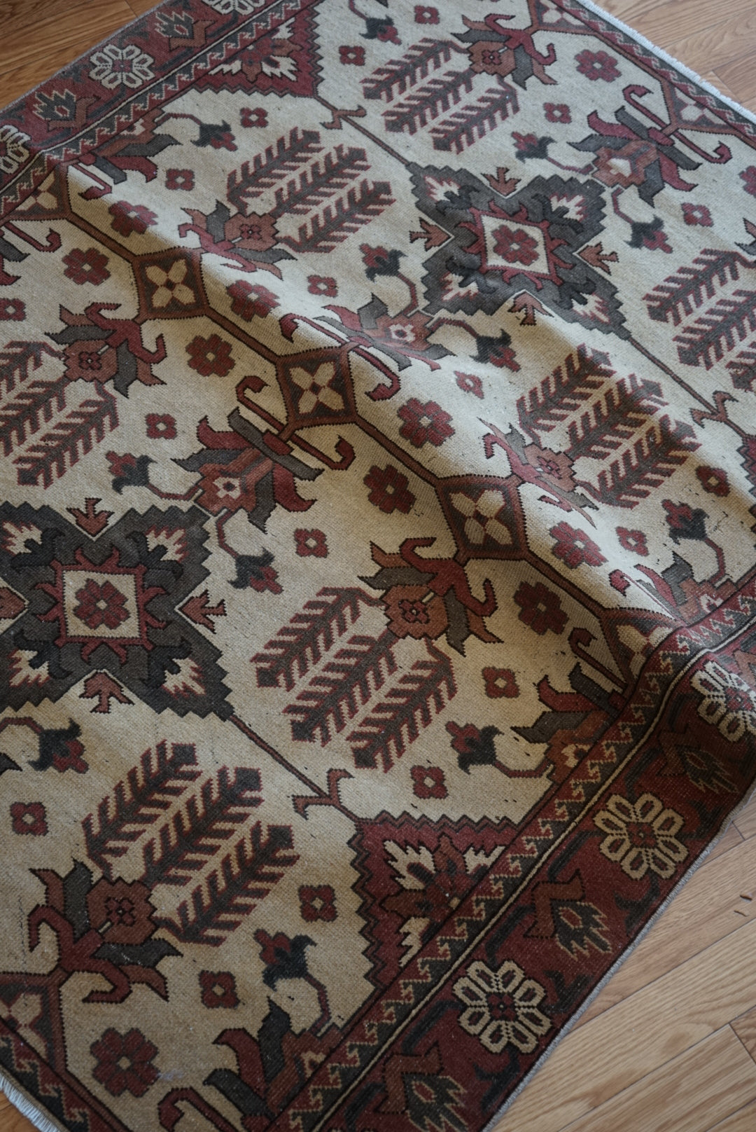 店頭販売 Türkiye Old Oushak Beige , Brown , Green 1970年代 164.5 × 143.5 cm No.TR25429