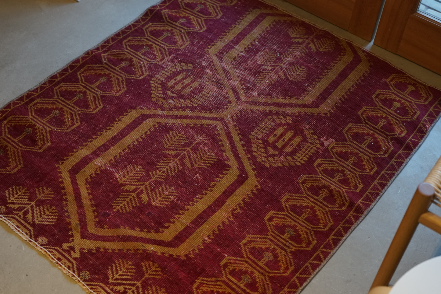 Türkiye Old Oushak Red 110 × 92.5 cm No.TR25330
