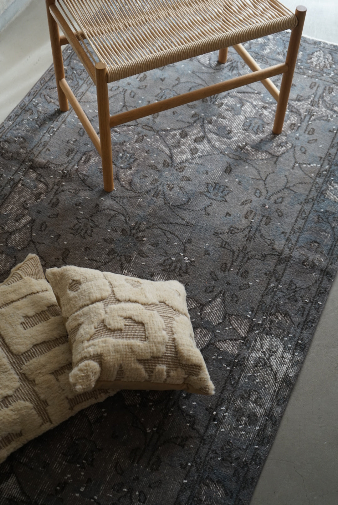 TURKEY OLD CHARCOAL GREY 1970年代 200 × 112 cm No.TR25154