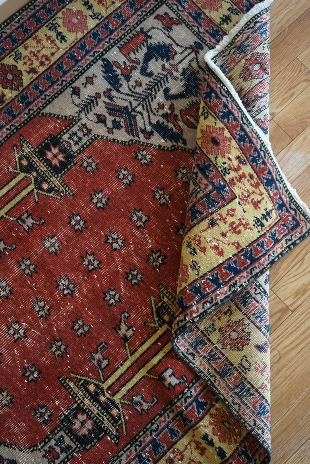 Türkiye Old Isparta Prayer Rug 1950-1960年代 173 × 122 cm No.TR25174