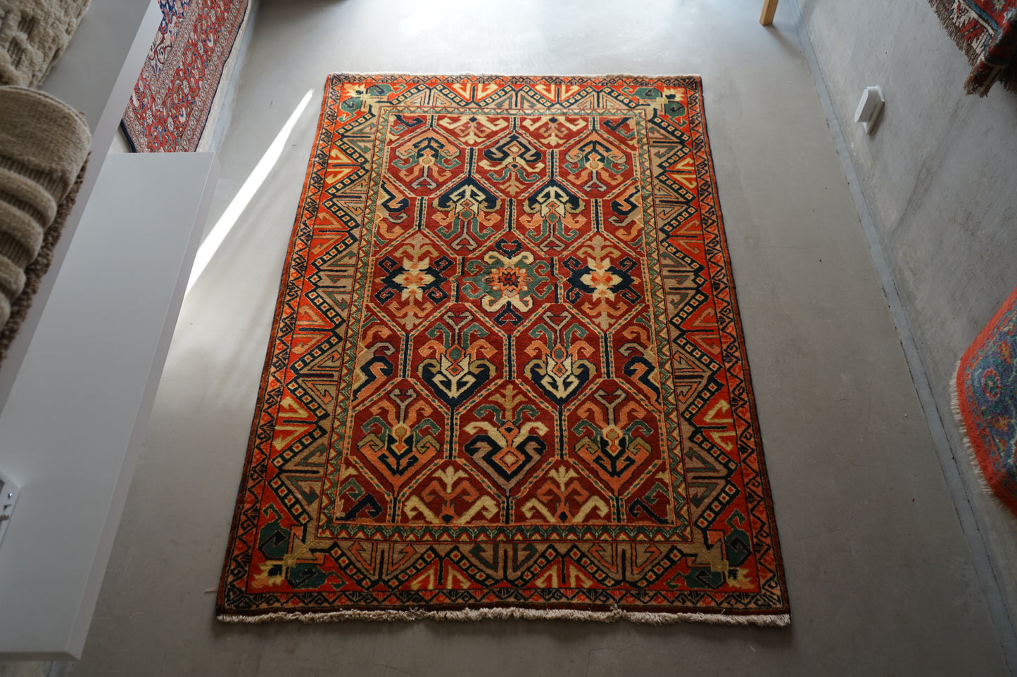 IRAN ANTIQUE SHIRVAN COSSACKS 1860年代 181 × 125 cm