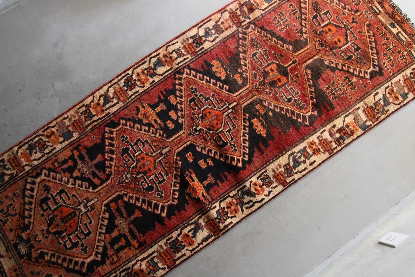 AFGHANISTAN OLD RUNNER 1970年代 240.5×97cm