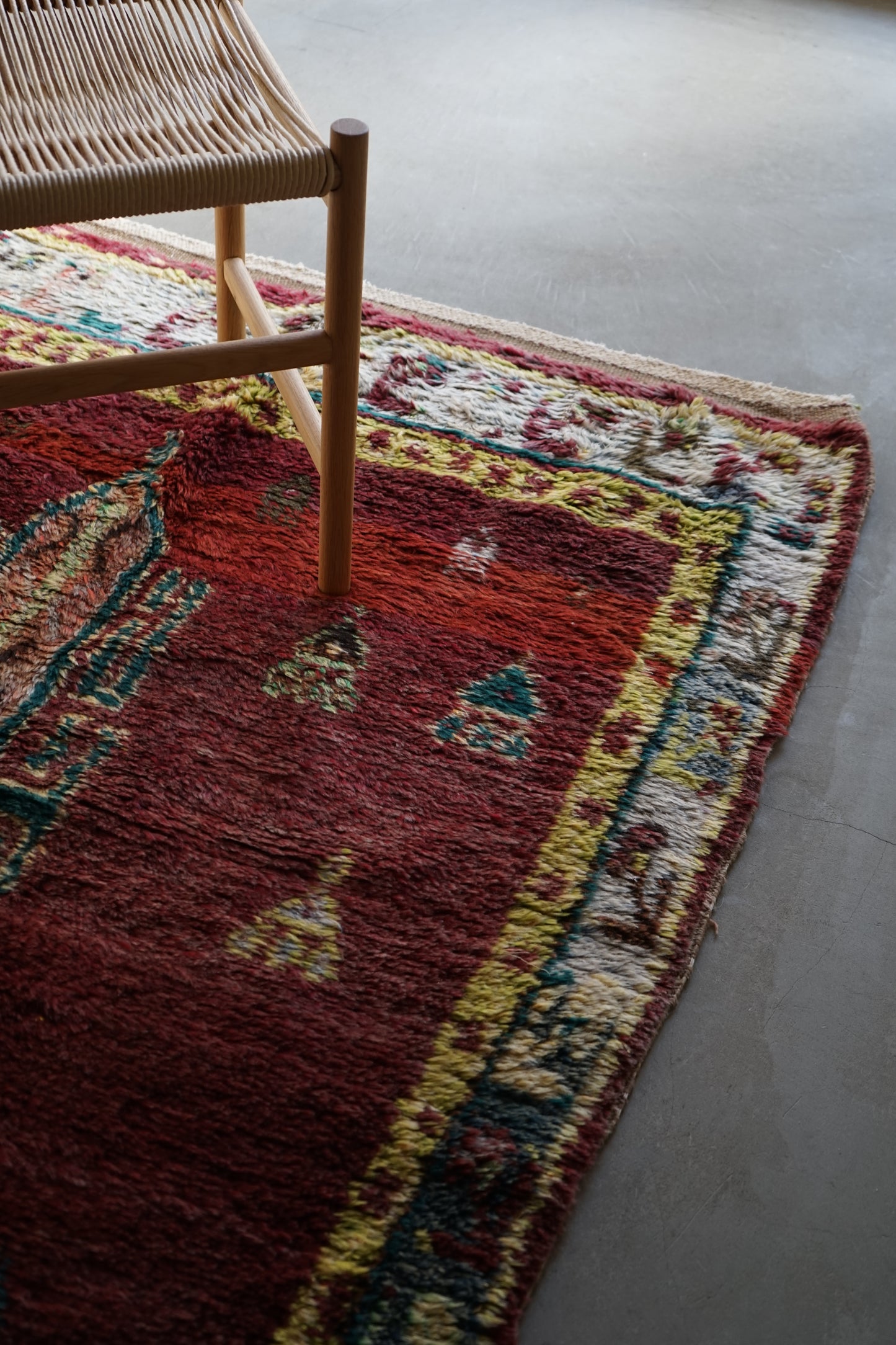 TRIBAL RUG TURKEY OLD OUSHAK 1965年代 154 × 133 cm No.TR25193