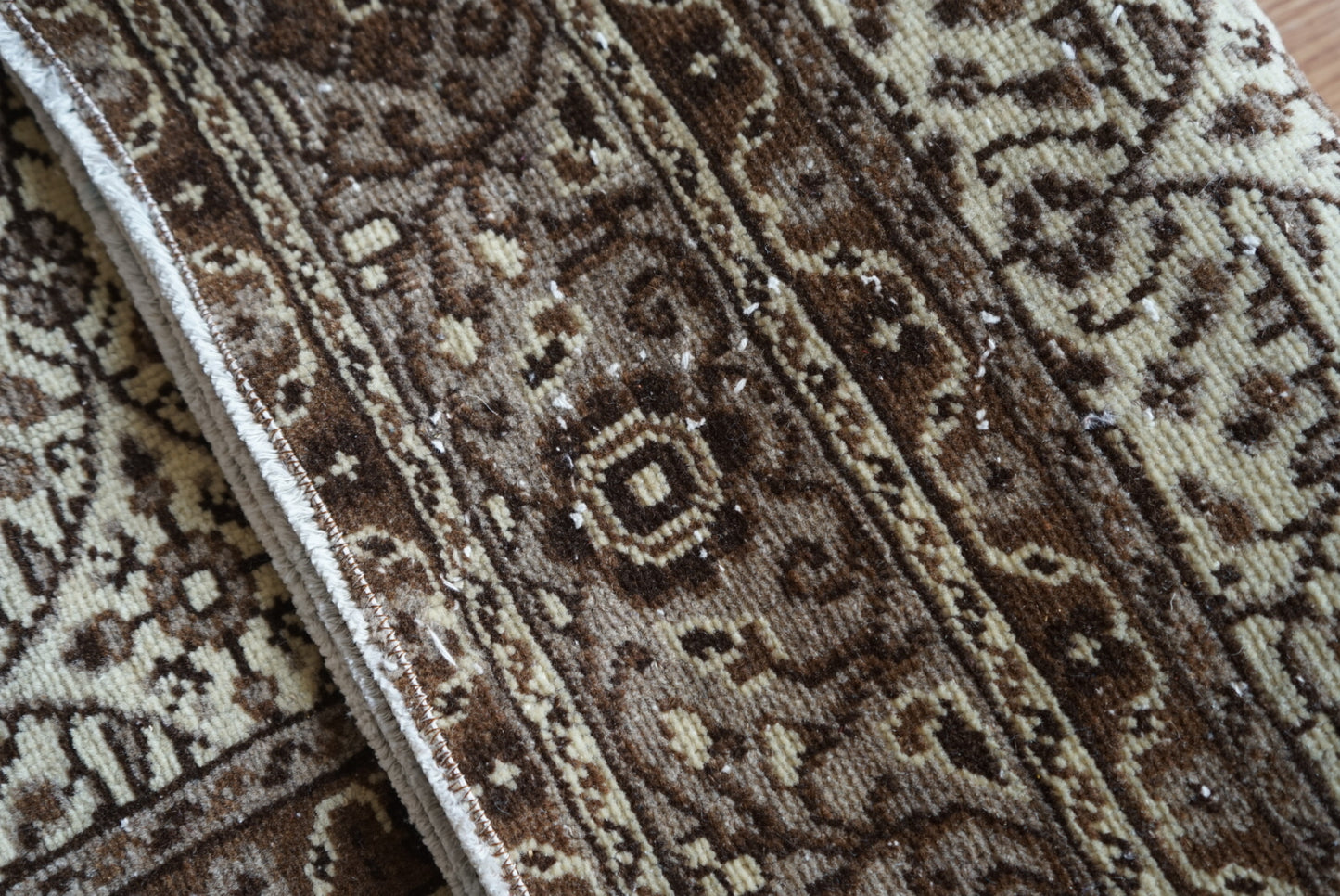 Türkiye Old Kayseri Beige , Brown Flower 1970年代 210 × 142 cm No.TR25388
