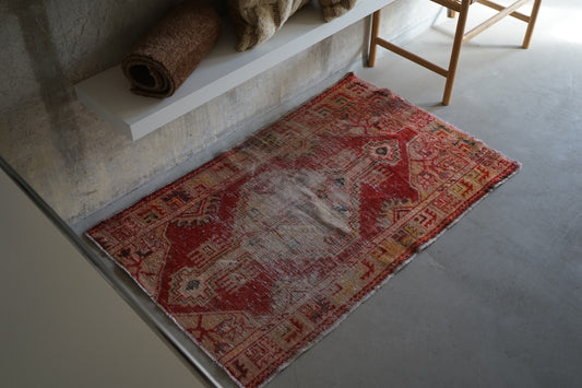 TURKEY VINTAGE SMALL RUG ANATORIA RED 114 × 94 cm No.TR25189