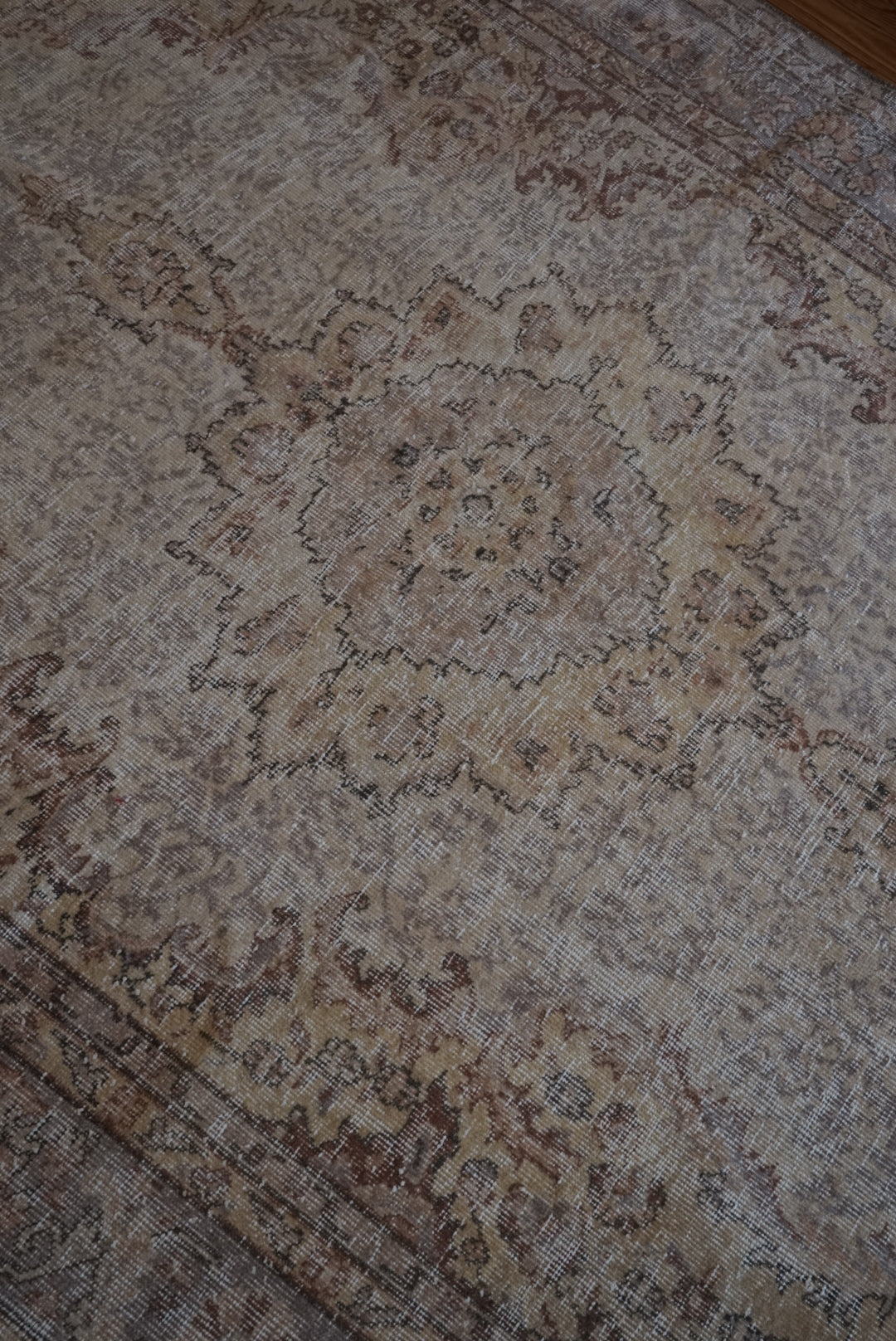 Türkiye Old Isparta Medallion Beige , Glay 1960年代 284 × 183.5 cm No.TR25476