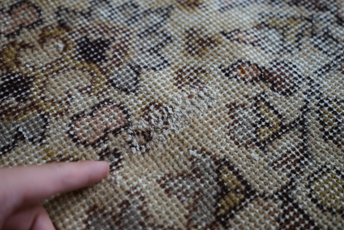 Türkiye Old Isparta Brown Floral 1970年代 204 × 107 cm No.TR25255