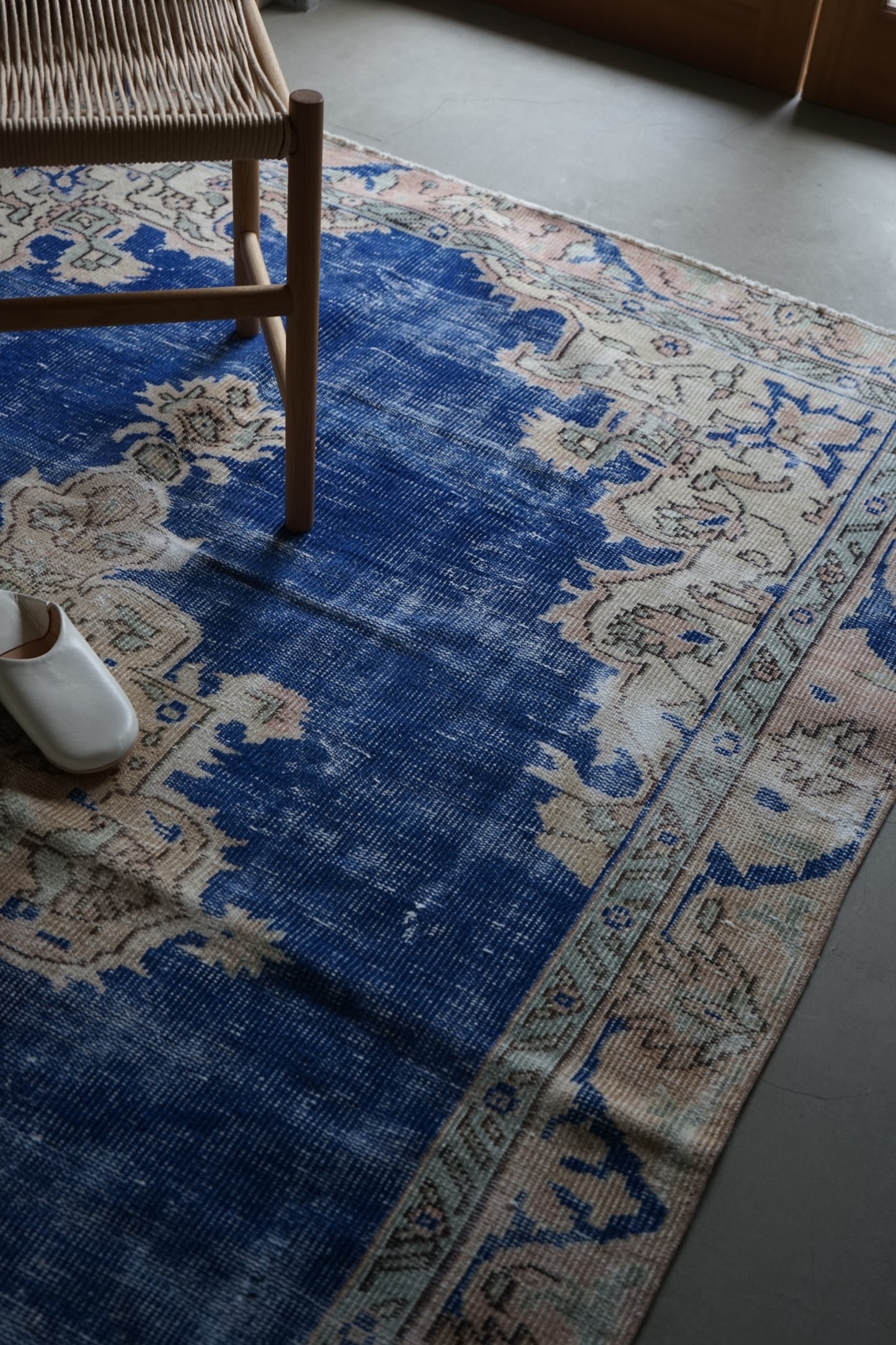 TURKEY OLD ISPARTA BLUE 1970年代 236 × 163 cm No.TR25205