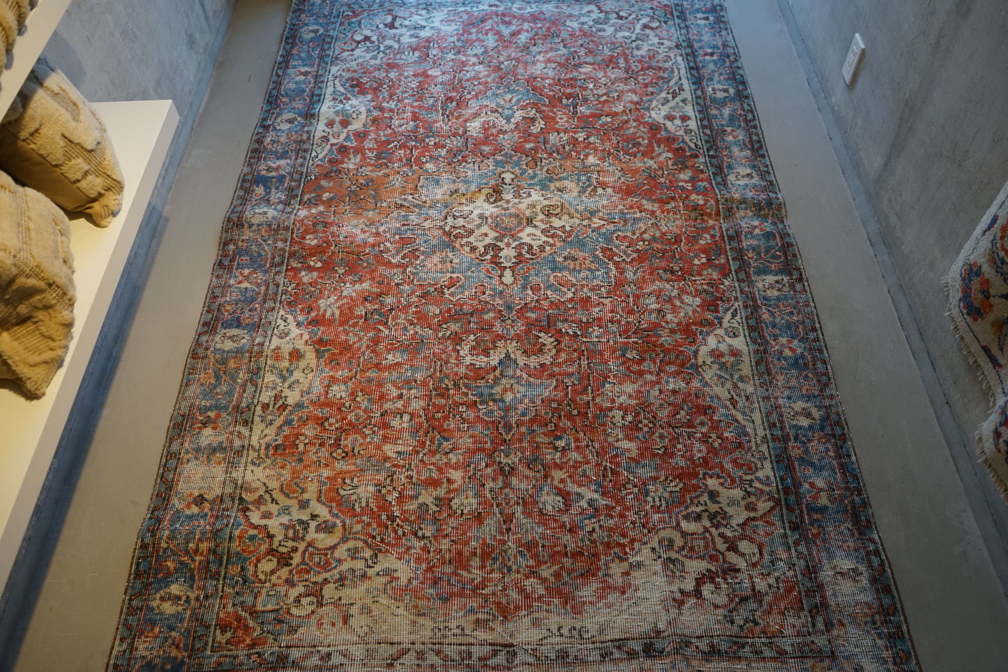 TURKEY OLD ISPARTA TURQUOISE RED 1970年代 261 × 155 cm No.TR25212