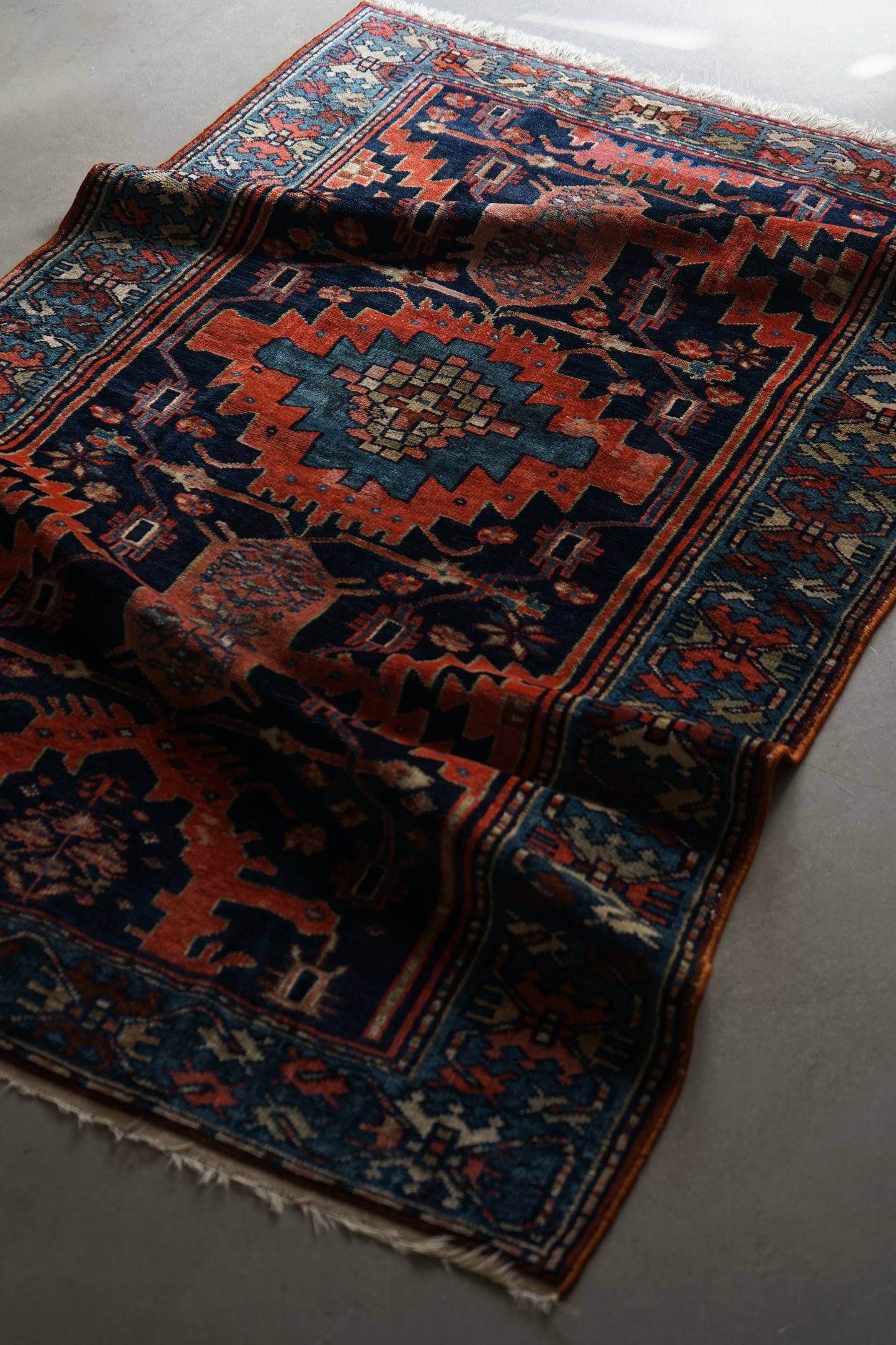 店頭販売 IRAN ANTIQUE BAKHTIARI 1820-1840年代 151 × 101 cm