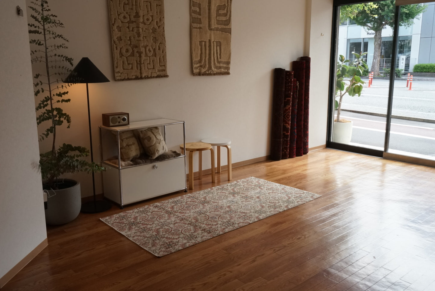 Türkiye Old Isparta Beige , Rose Pink , Botanical 1970年代 194 × 97 cm No.TR25452 / 国内送料無料