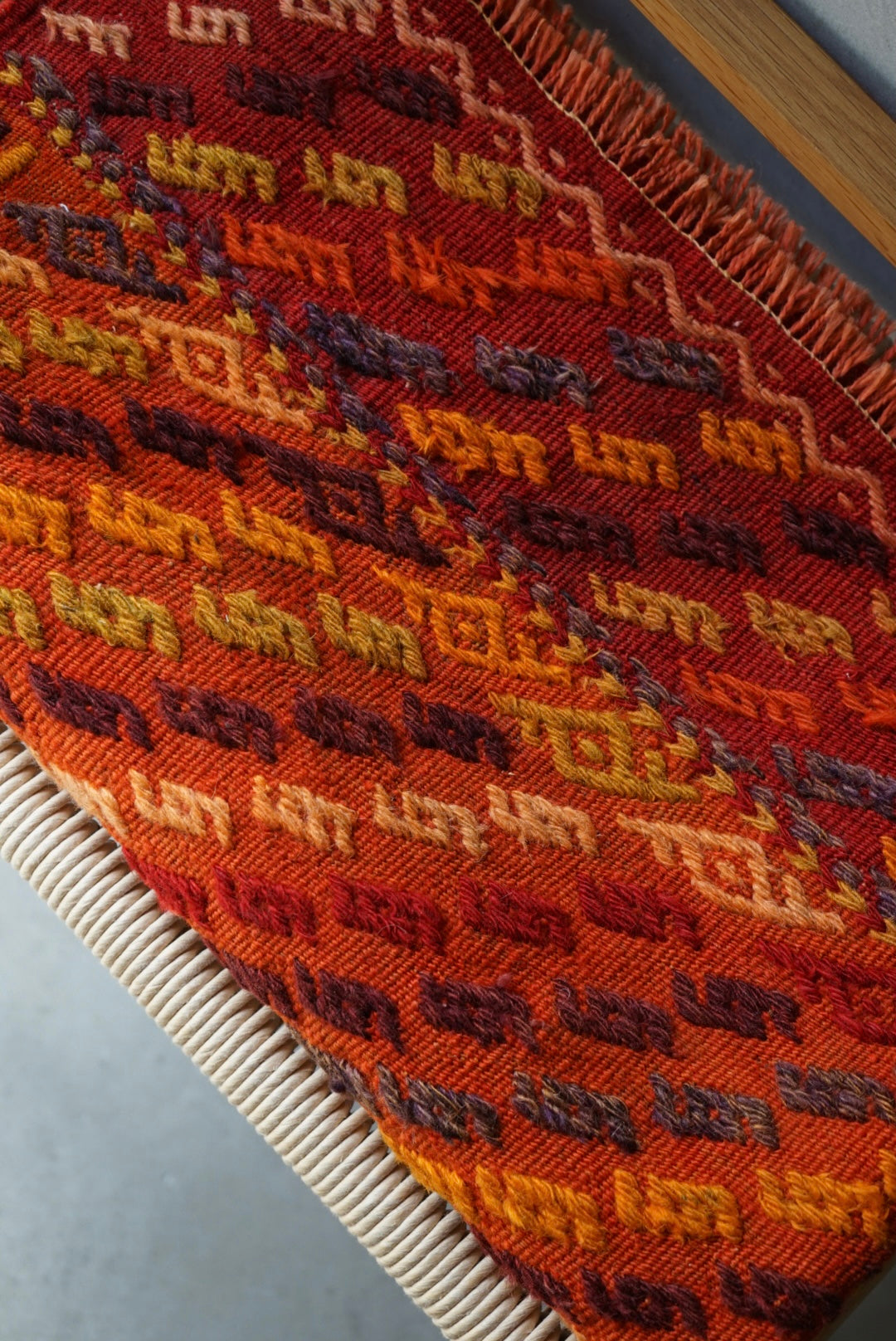 Türkiye Old Konya Jajim Orange 1960年代 121 × 109 cm No.TR25158