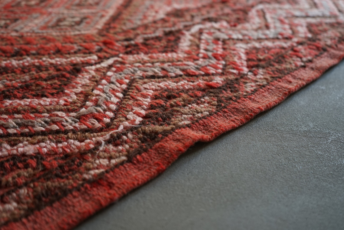 Türkiye Old Kilim Red 1970年代 180 × 88 cm No.TR25268