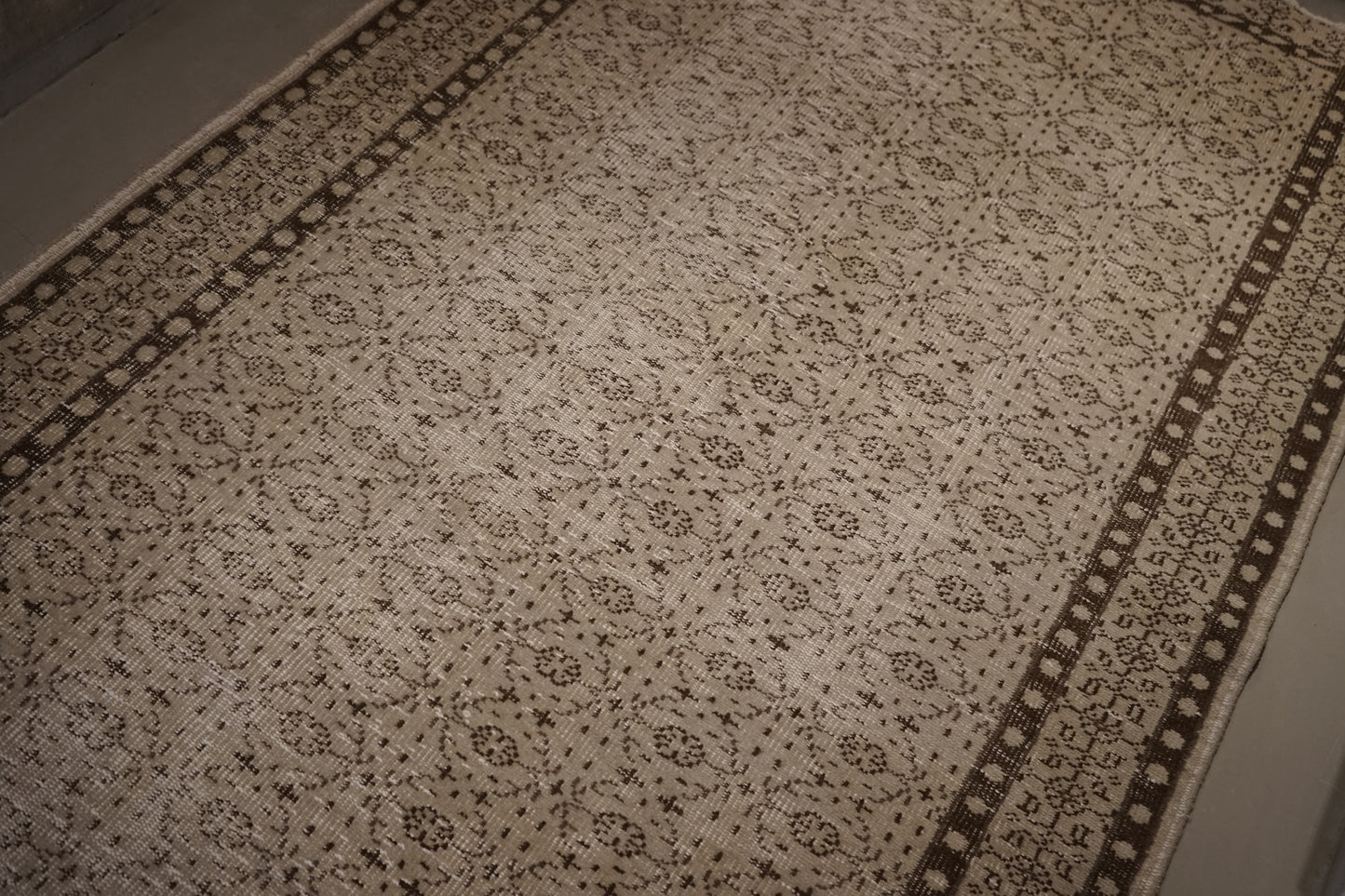 Türkiye Old Isparta Beige 1970年代 250 × 157 cm No.TR25227