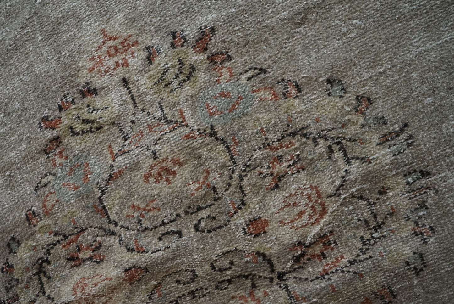 Türkiye Old Isparta Sage Green Flower Medallion 1970年代 248 × 148.5 cm No.TR25511 / 国内送料無料・羊毛手織り絨毯