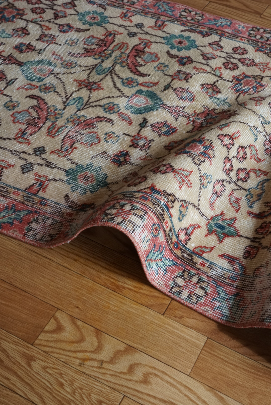 Türkiye Old Isparta Beige , Rose Pink , Emerald Green Floral 1970年代 194 × 92 cm No.TR25451 / 国内送料無料