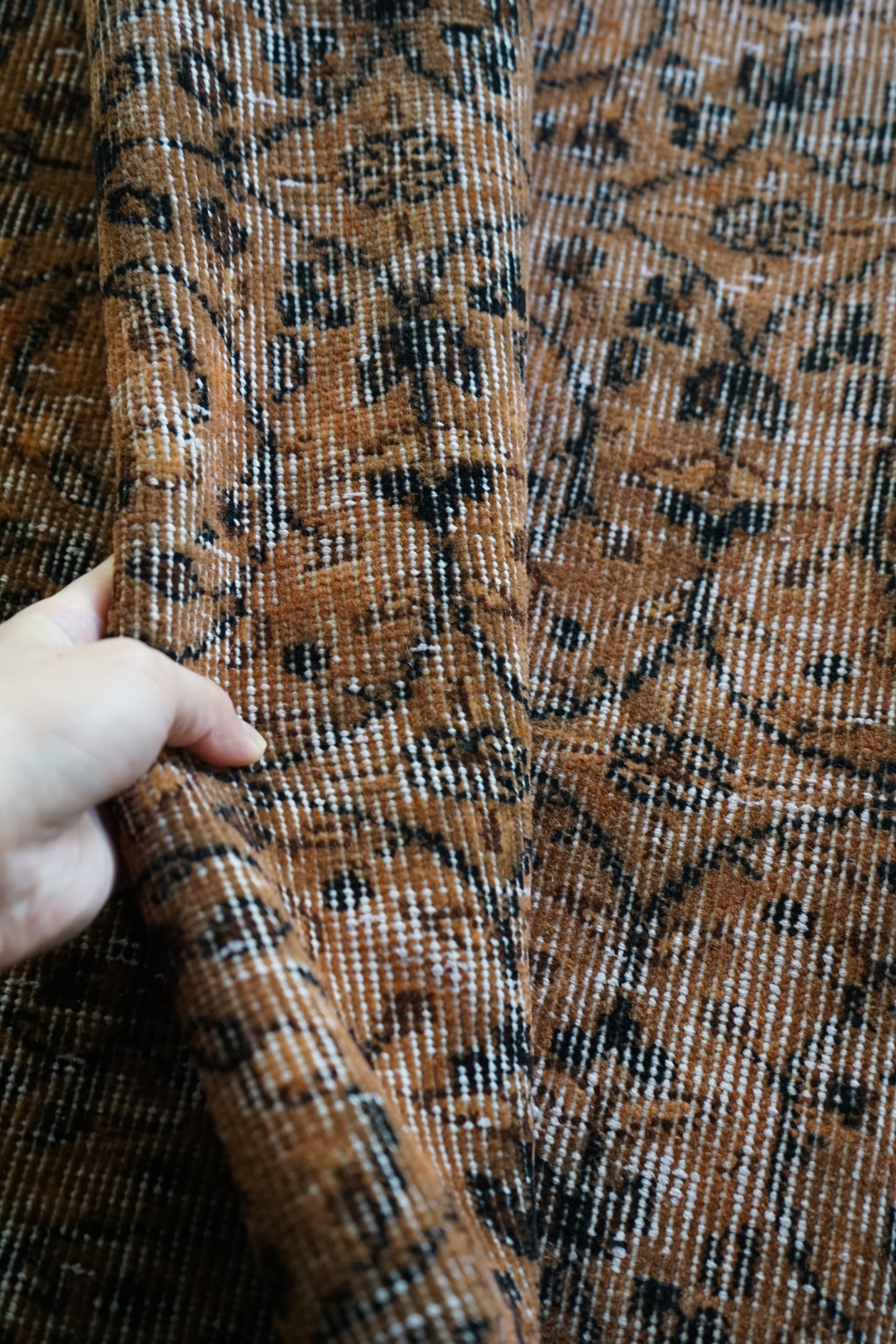 Türkiye Old Isparta Dark Chocolate 1970年代 192 × 100 cm No.TR25224