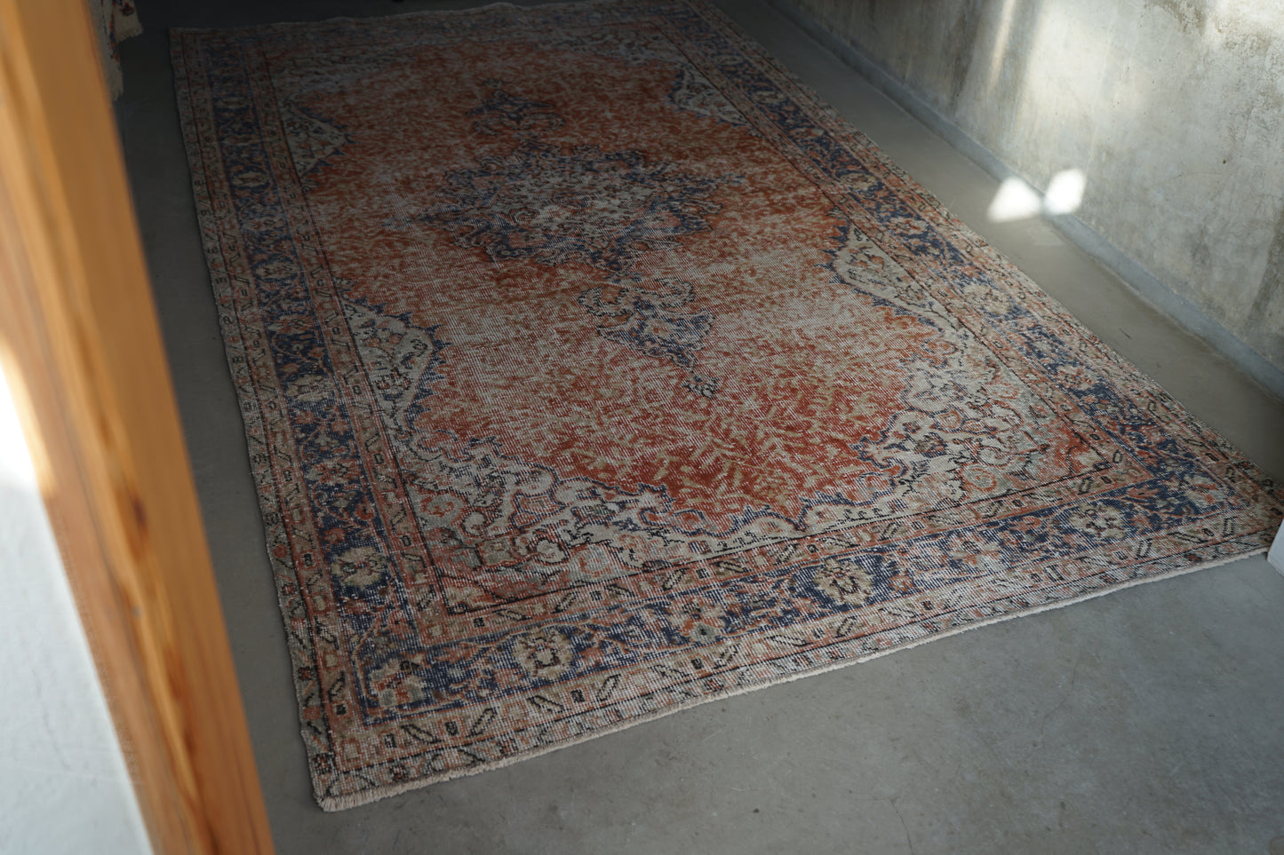 TURKEY OLD ISPARTA ORANGE 1970年代 272 × 161 cm No.TR25198