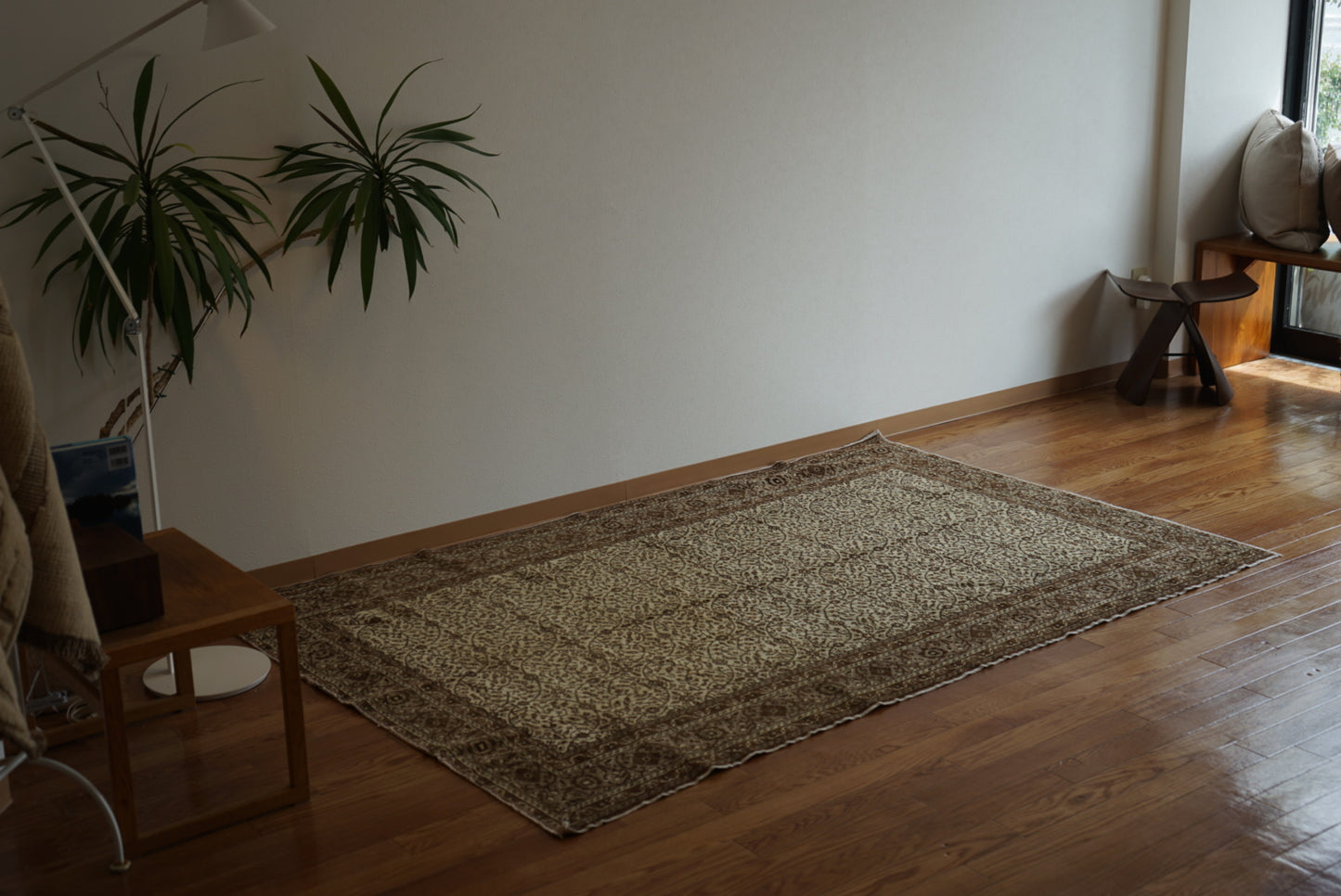 Türkiye Old Kayseri Beige , Brown Flower 1970年代 210 × 142 cm No.TR25388
