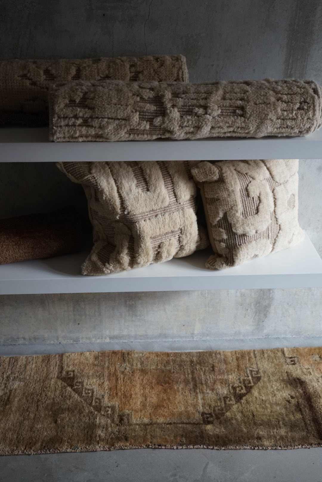 Türkiye Old Oushak Beige Fragment Runner  1970年代  152 × 42 cm No.TR25239