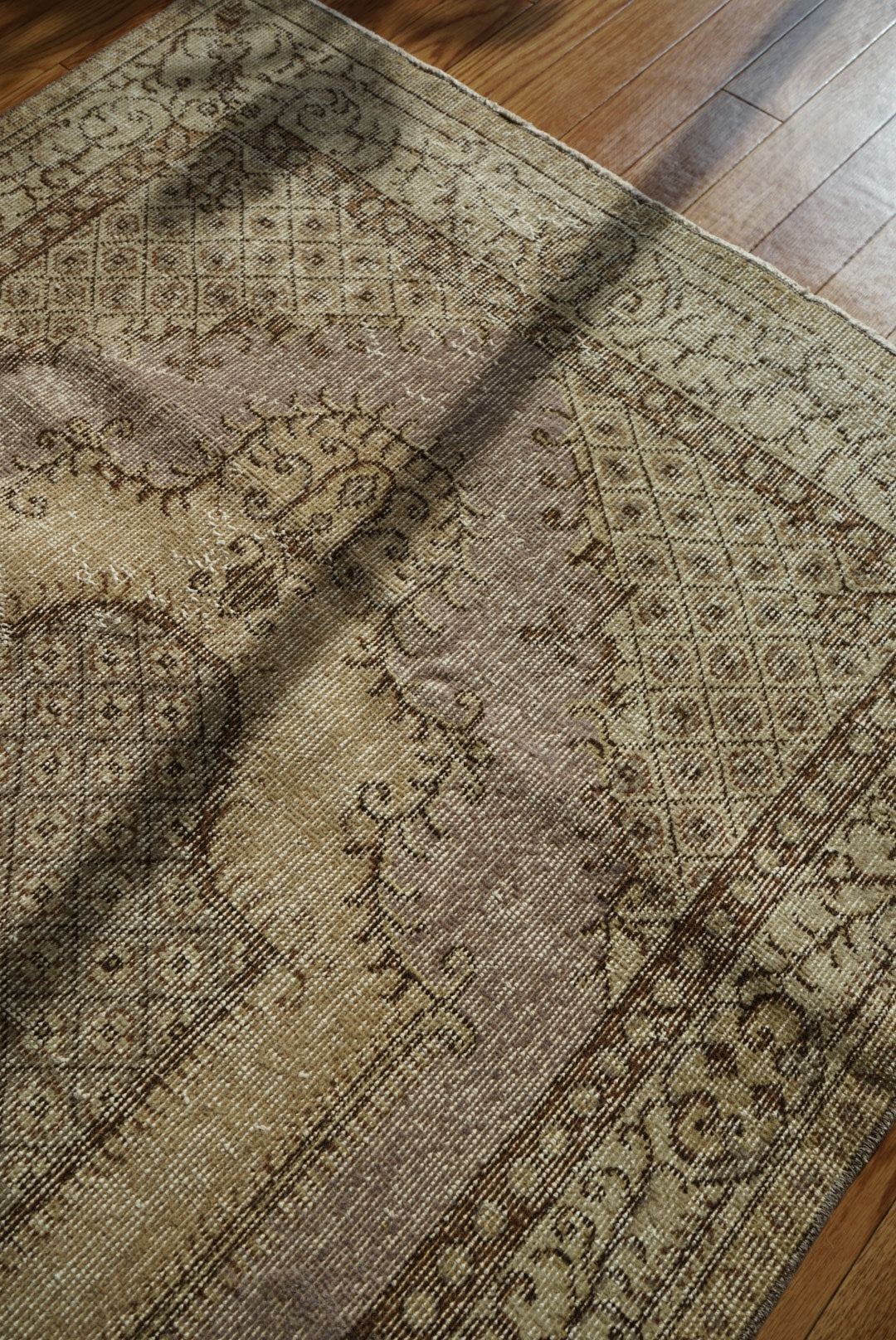 Türkiye Old Isparta Pale Purple 1970年代 207 × 116.5 cm No.TR25435