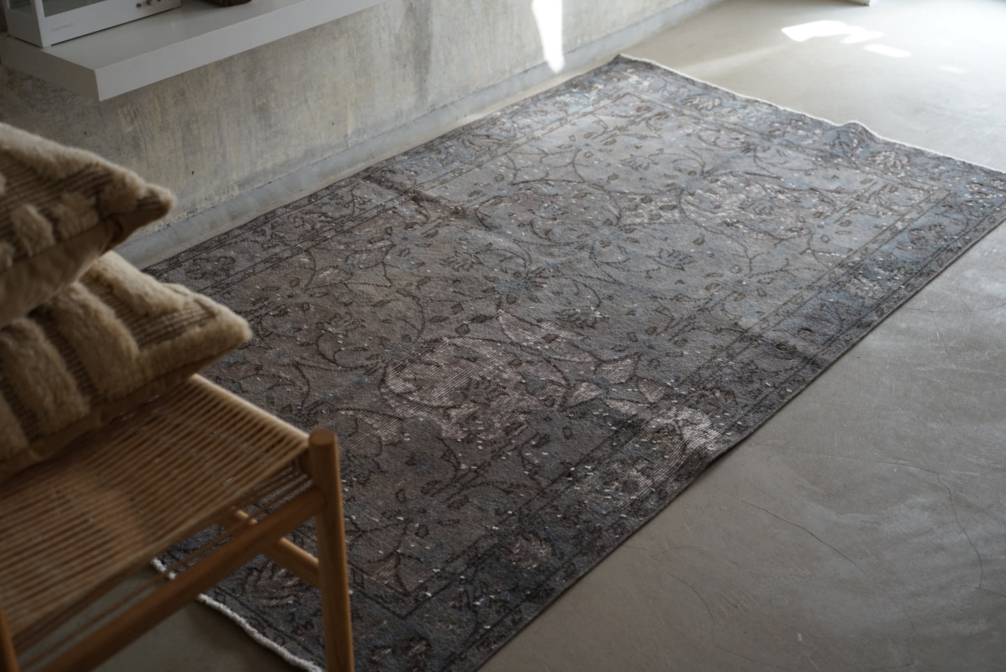 TURKEY OLD CHARCOAL GREY 1970年代 200 × 112 cm No.TR25154