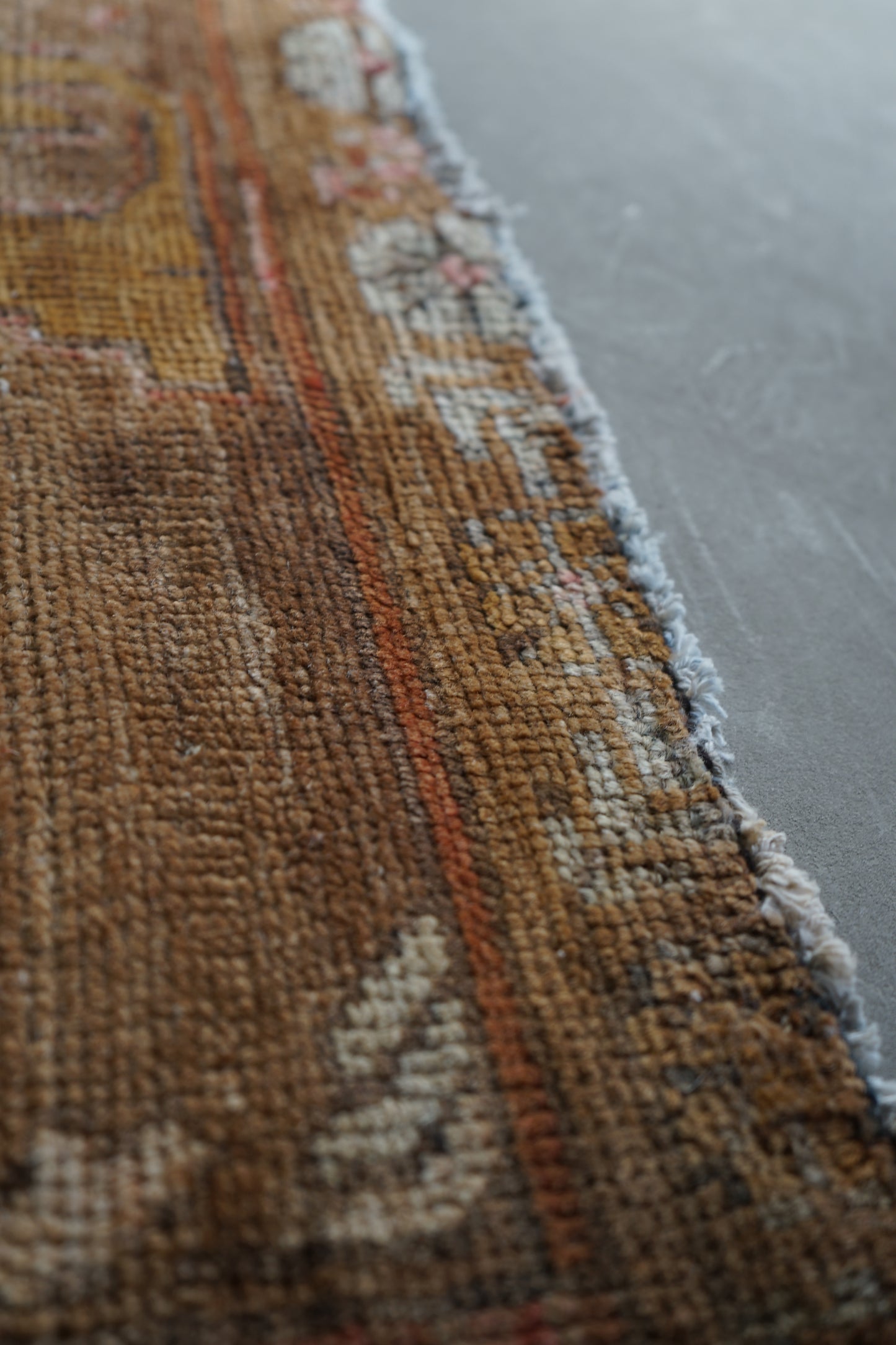 TURKEY OLD OUSHAK SALMON PINK 1970年代 286 × 162 cm No.TR25197