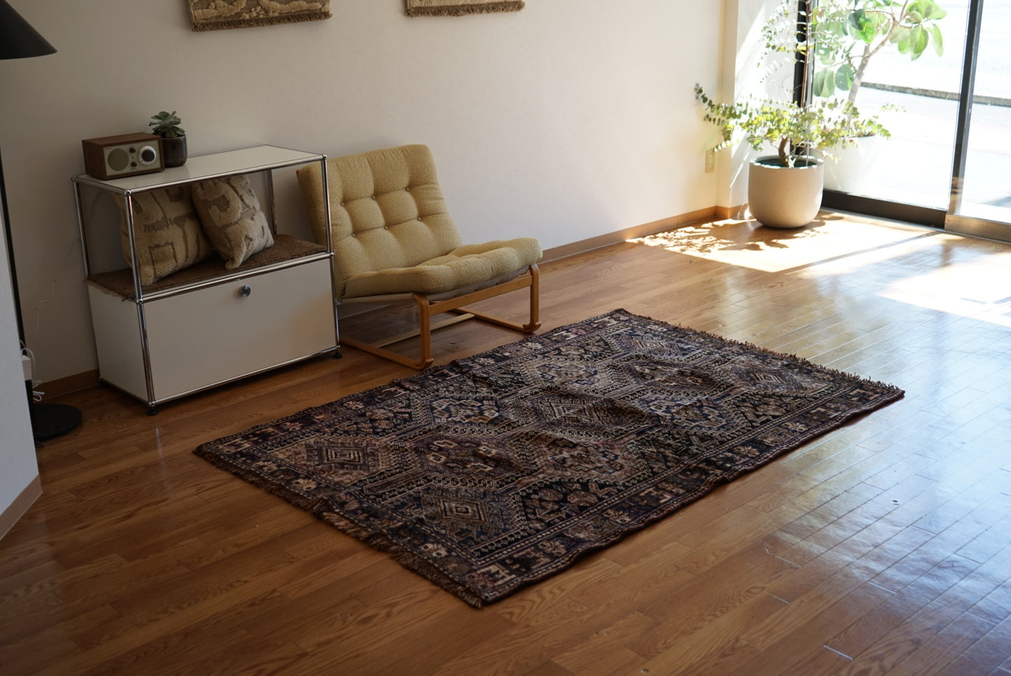 店頭販売 Iran Antique Shiraz Khamseh Dolkhani 1770年代 186 × 131 cm